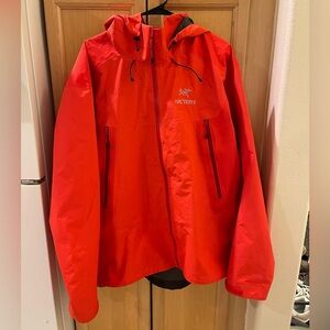 ARC’TERYX men’s gortex jacket